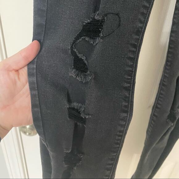 OLD NAVY • Rockstar Mid-Rise Distressed Denim Skinny Jeans Black - Picture 4 of 9